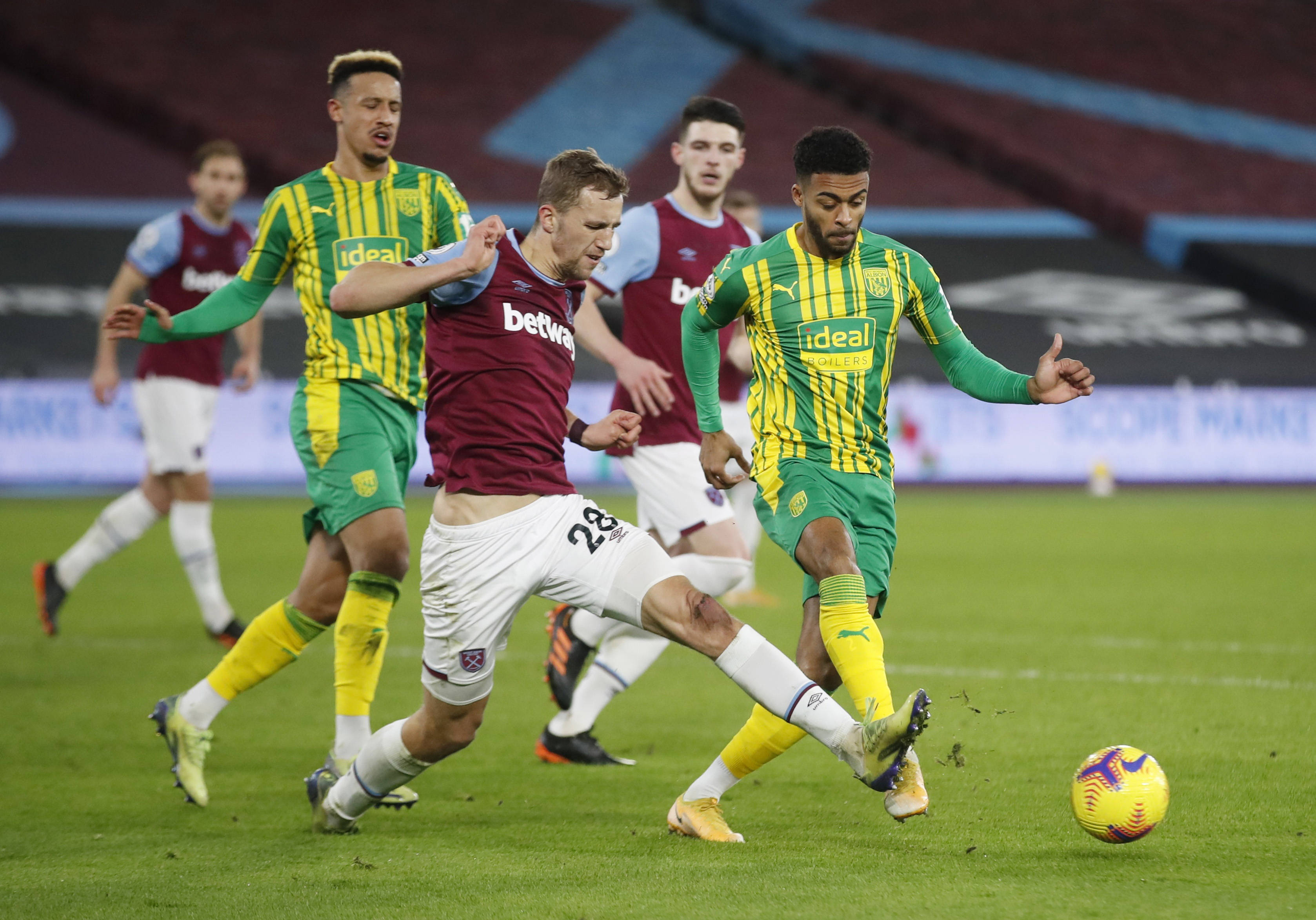 起连锁反应 起连锁反应