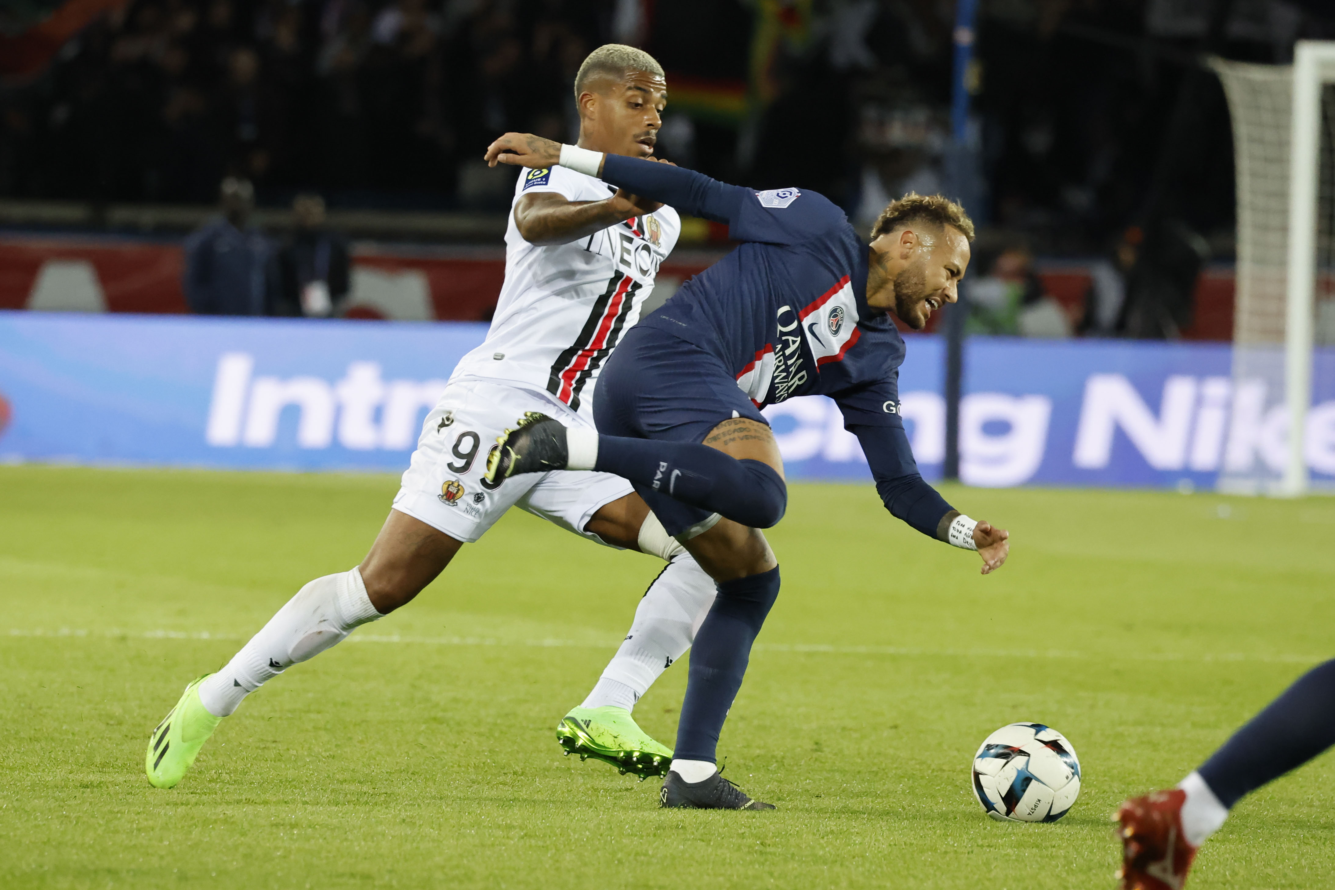 随后在回防 随后在回防